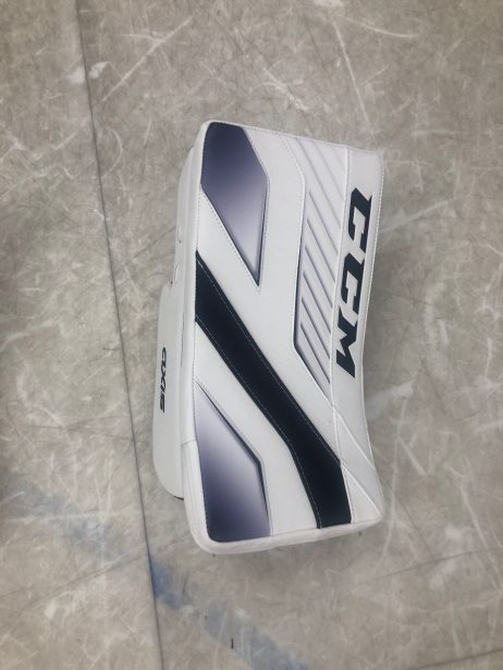 CCM Axis Pro Senior Goalie Blocker - Image 3