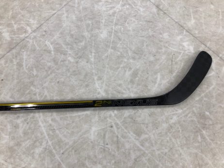 Bauer Nexus 2N Pro Custom Black/Gold Senior Hockey Stick - Image 5