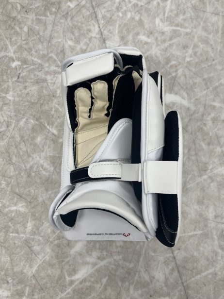 True Catalyst PX3 Pro Goalie Blocker- Intermediate Palm - Image 2