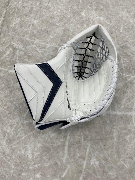 True Catalyst PX3 Pro Goalie Catcher- Canadian Made - Image 7