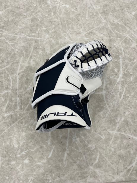 True Catalyst PX3 Pro Goalie Catcher- Canadian Made - Image 8