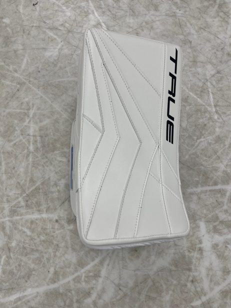 True Catalyst PX3 Pro Goalie Blocker- Intermediate Palm