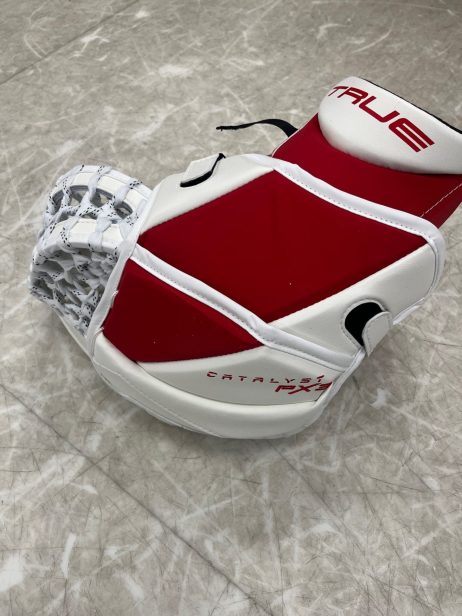 True Catalyst PX3 Pro Goalie Catcher- NHL Pro Stock - Image 5