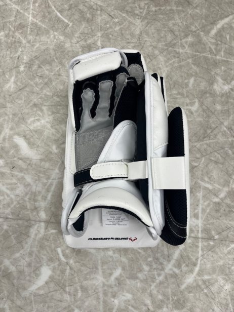 True L12.2 Pro Goalie Blocker- NHL Pro Stock - Image 2