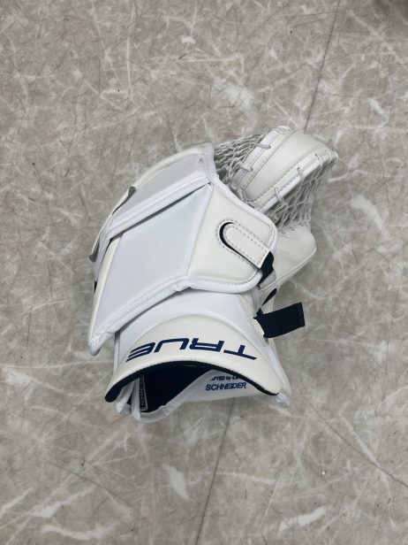 True L87 Pro Goalie Catcher- NHL Pro Stock - Image 2