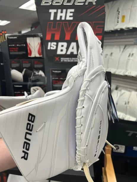 Bauer Vapor Hyperlite 2 Senior Goalie Catcher- Intermediate Palm - Image 4