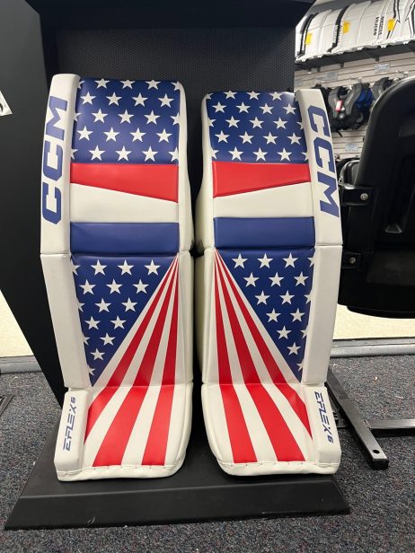 CCM Extreme Flex 6 Pro Goalie Leg Pads