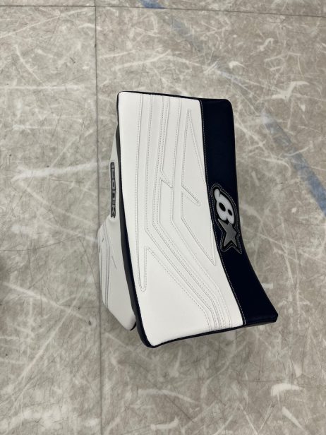 Brian's Iconik Pro Goalie Blocker- Senior - Image 5