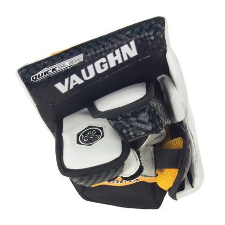 Vaughn Ventus SLR4 Pro Carbon Goalie Blocker - Image 3