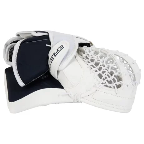 CCM Extreme Flex 6.5 Junior Goalie Catcher - Image 3